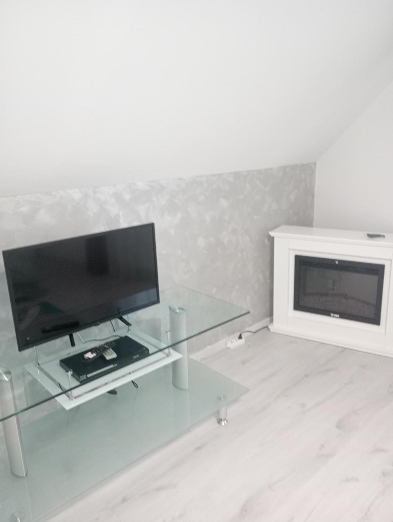 Izabella Guest House Săcele Eksteriør billede