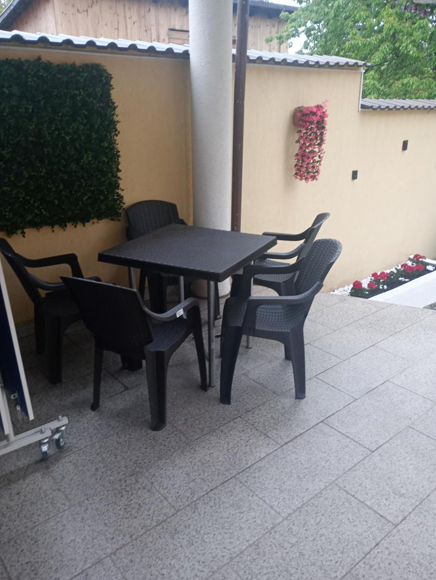 Izabella Guest House Săcele Eksteriør billede